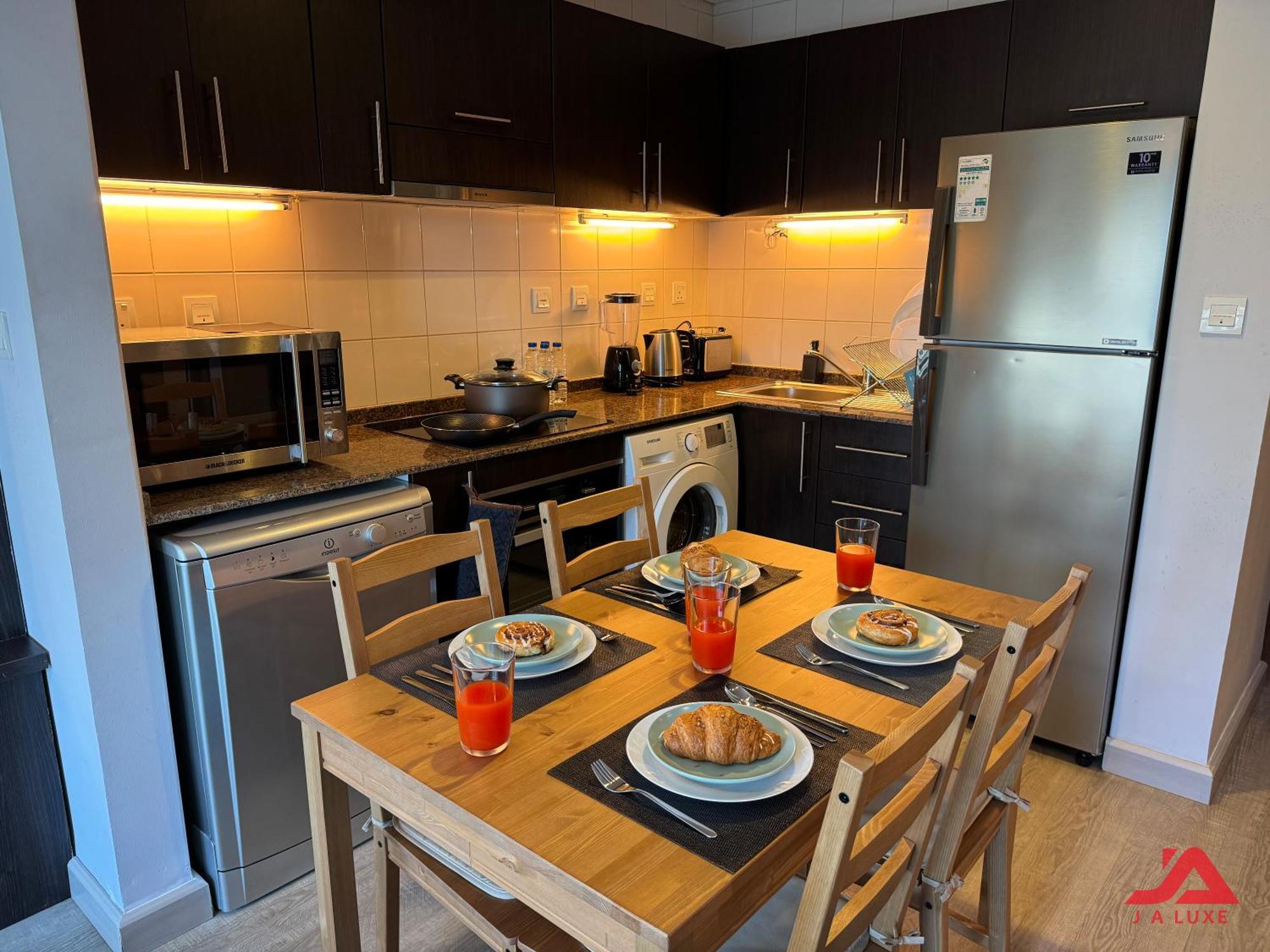 Cozy Marina & Sea View Apt In Bay Central Tower Dubai Marina With Modern Gym & Pool, Steps To Beach & Metro Bagian luar foto