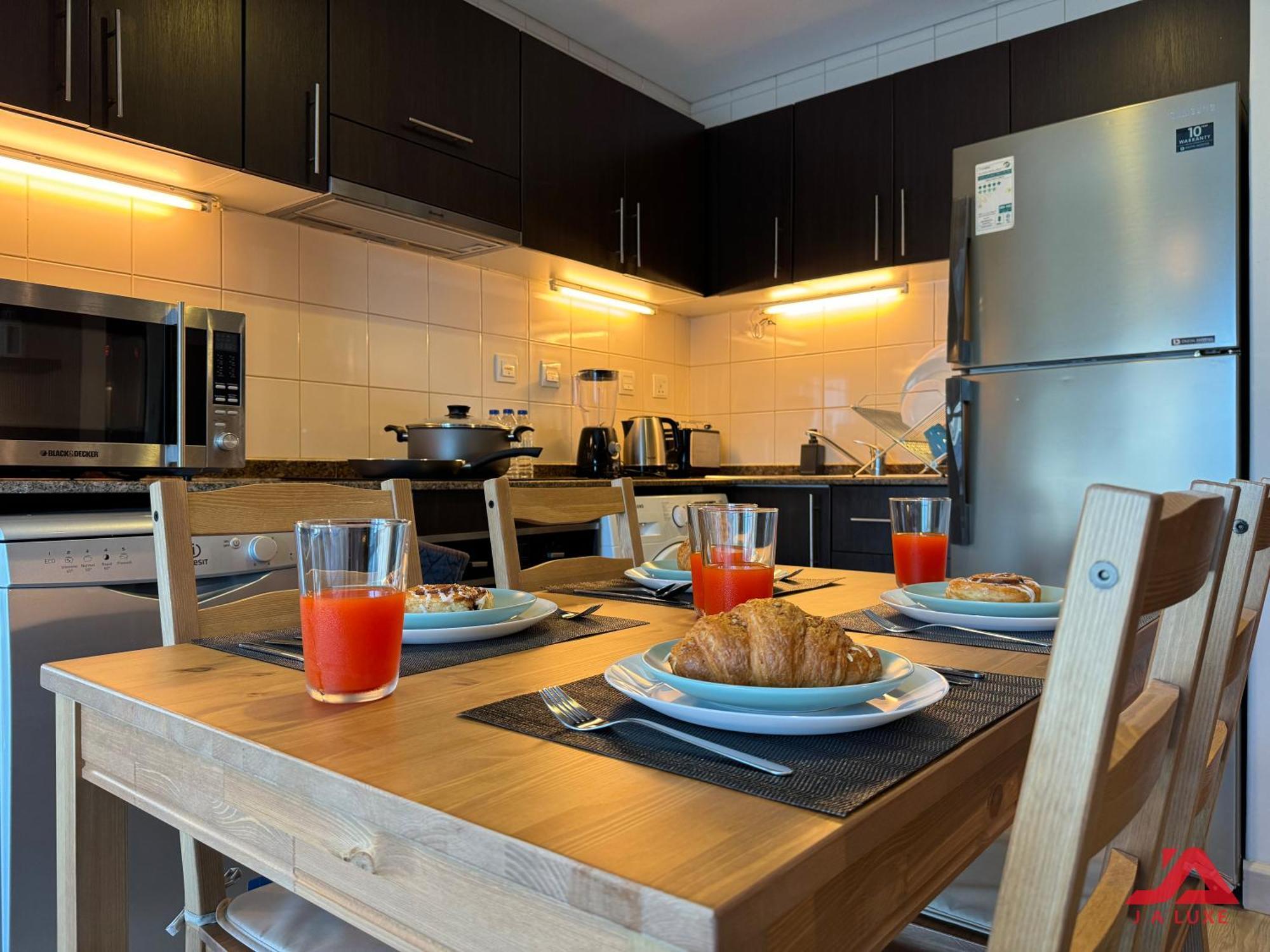 Cozy Marina & Sea View Apt In Bay Central Tower Dubai Marina With Modern Gym & Pool, Steps To Beach & Metro Bagian luar foto