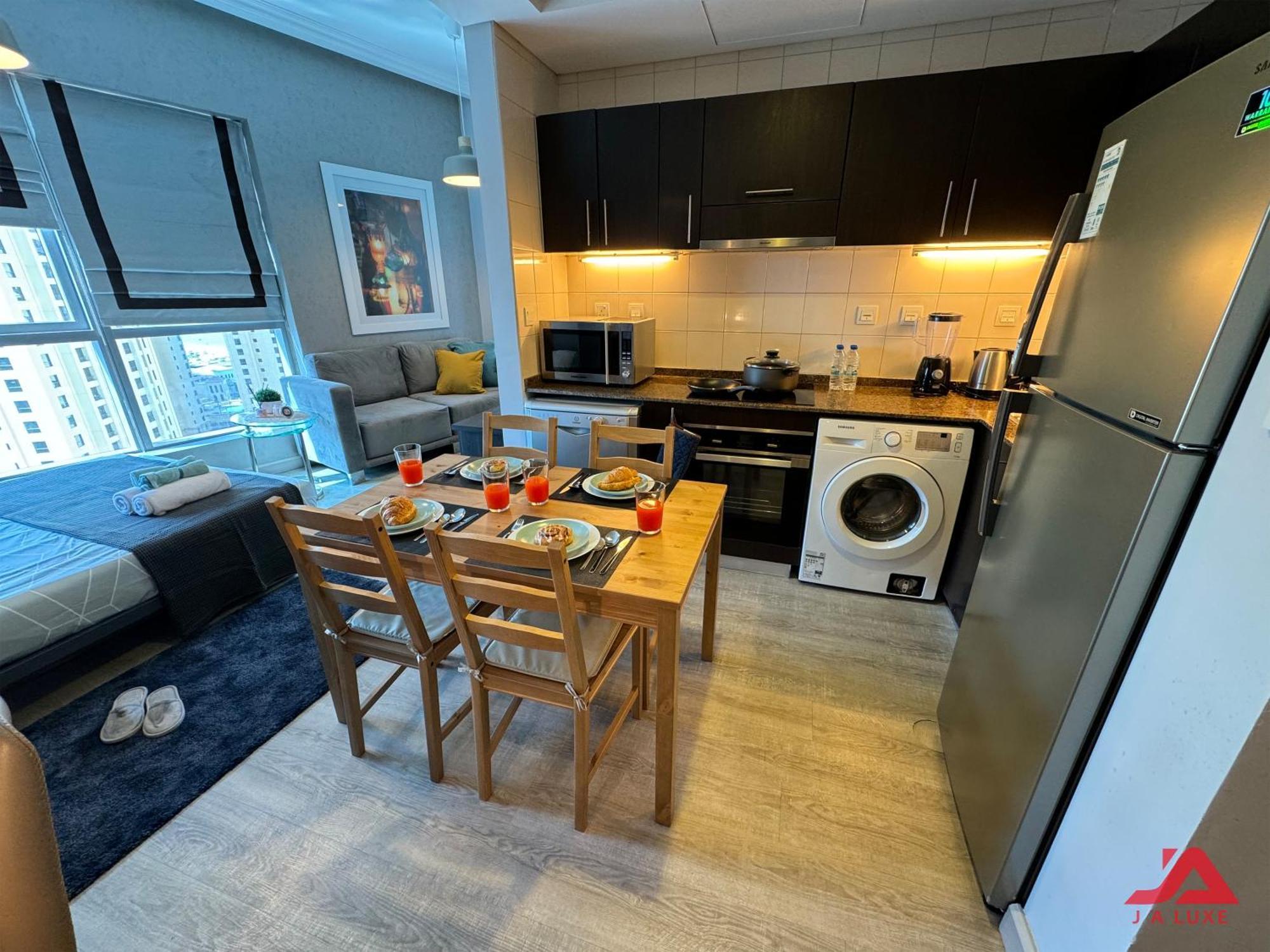 Cozy Marina & Sea View Apt In Bay Central Tower Dubai Marina With Modern Gym & Pool, Steps To Beach & Metro Bagian luar foto